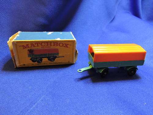 Matchbox 2 Mercedes Trailer with box